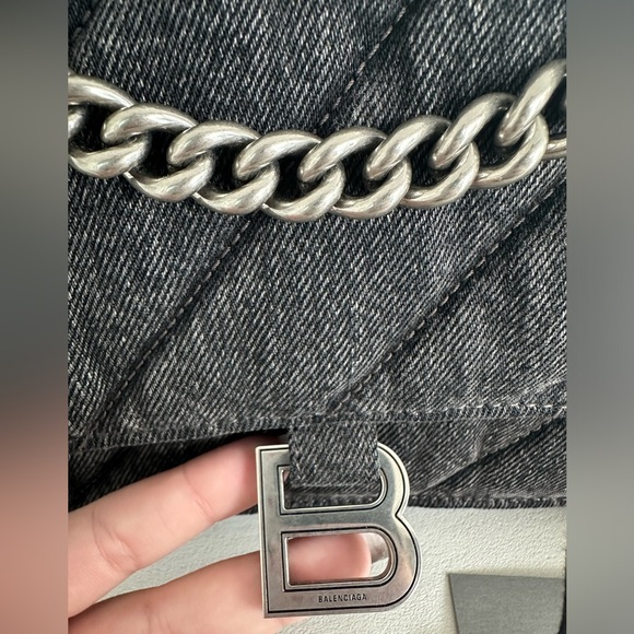 Brand NEW Balenciaga Cotton Quilted Crush Shoulder Bag - Picture 3 of 8